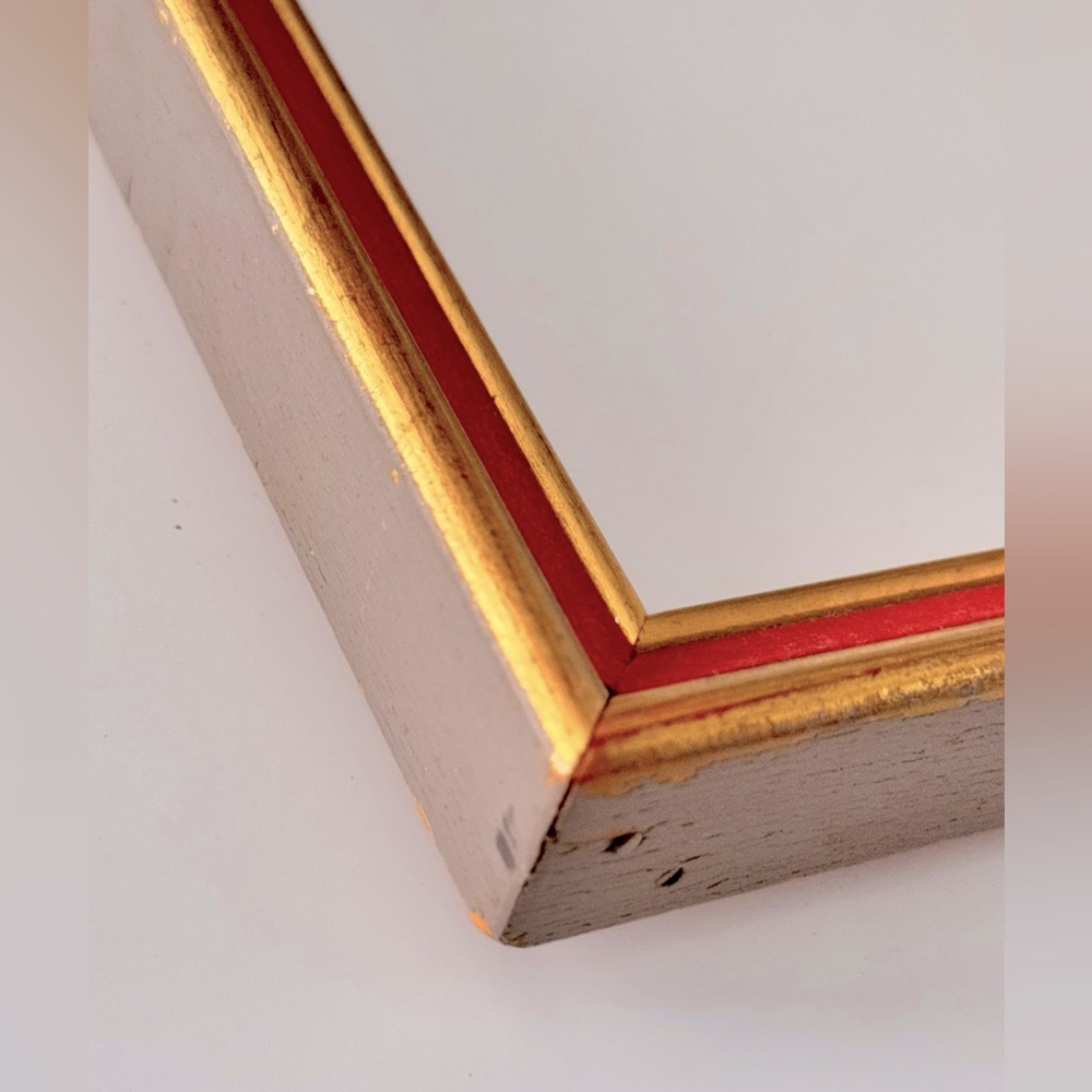 VINTAGE 5x7 Antique Wooden Red Velvet Gold Picture Frame w Wire Hanger - Picture 9 of 16